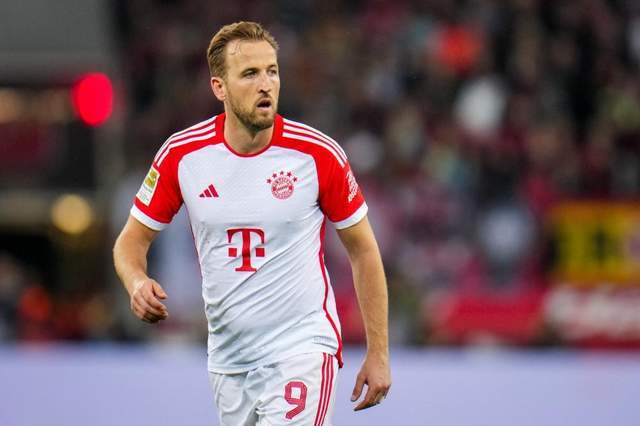 前锋在越位 前锋在越位