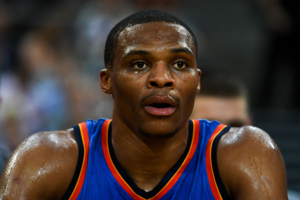 据比赛形势 据比赛形势