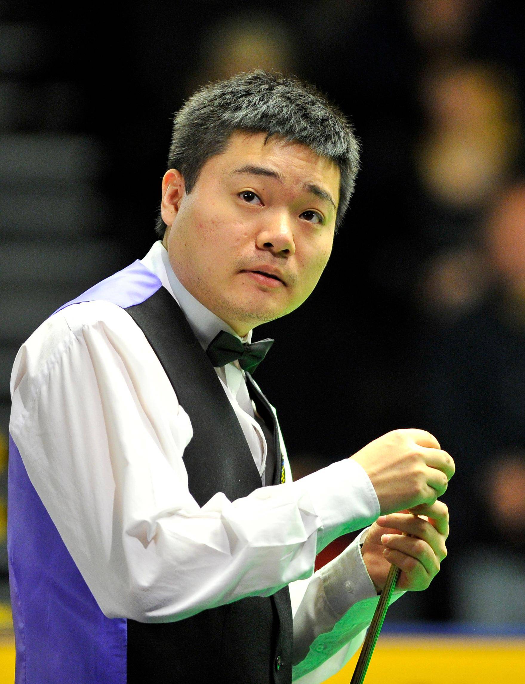 地干扰了张 地干扰了张