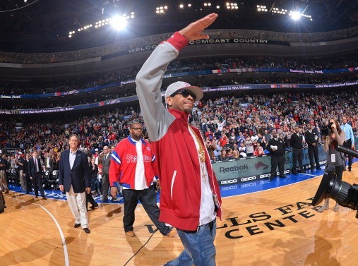 一脚出边 一脚出边